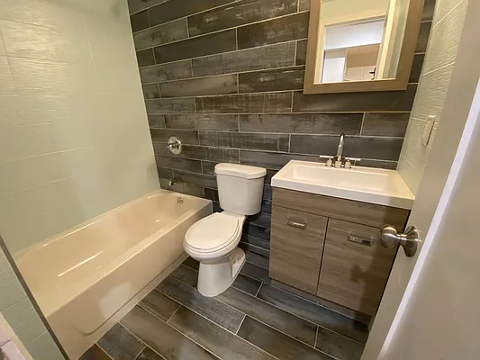 Rented by Premier Metro Realty Corp | media 12