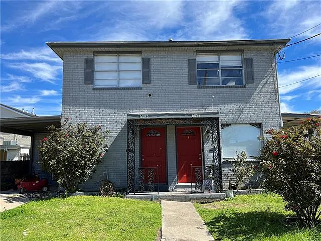 3 bed, 2.0 bath, 1593 sqft, $1,700 — Photo 1