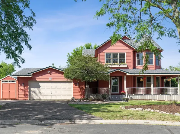 140 Pondview Dr, Loretto, MN 55357