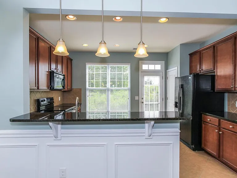 120 Misty Knoll Ln — Photo 10