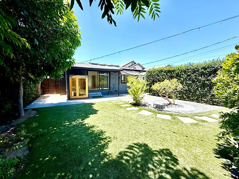 3112 S La Salle Ave — Photo 12