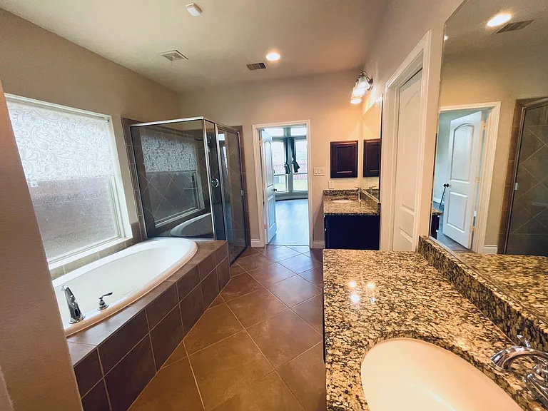 27926 Bradford Ridge Dr — Photo 10