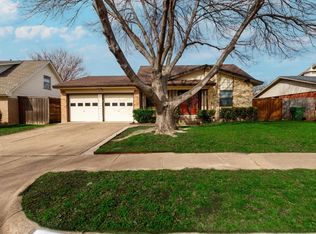 4025 Longleaf Dr, Garland, TX 75042