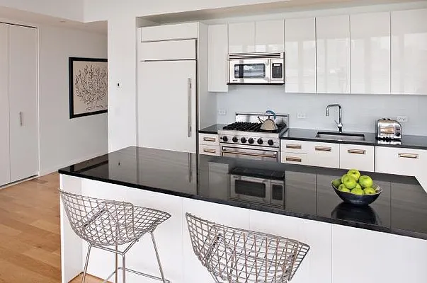 Sold by Nest Seekers International | media 34