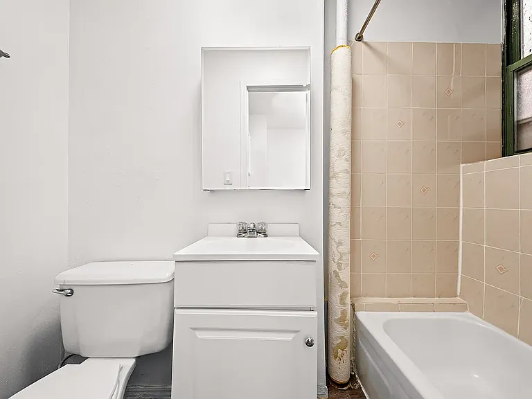 248 W 64th St #5H — Photo 4