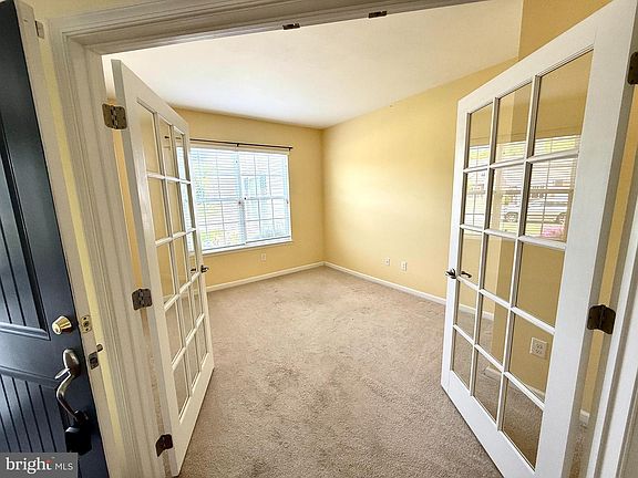 4th image of 453 Aston Villa Dr