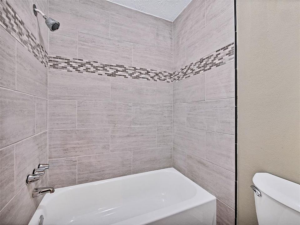 1st image of 7222 Bubbling Brooks Ln