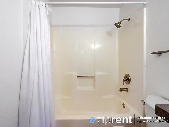 5th image of 1089 Kansas St