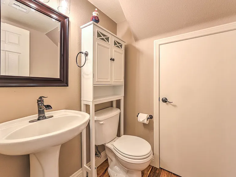 10037 Willowbrook Pond Rd — Photo 9