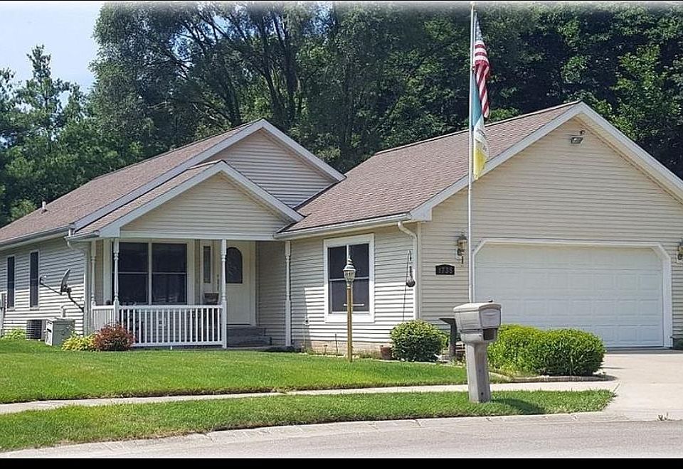 1st image of 1735 Woodland Dr