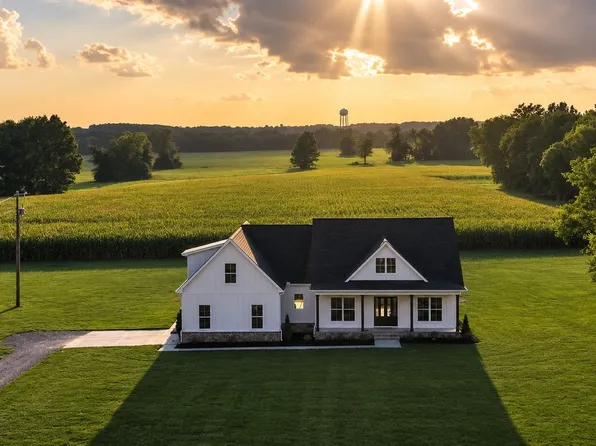 3377 Midland Rd, Shelbyville, TN 37160