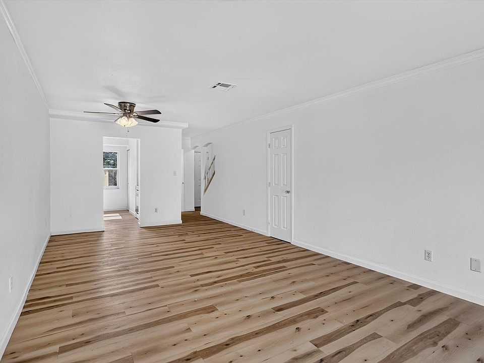 1st image of 2325 W Pensacola St APT 164
