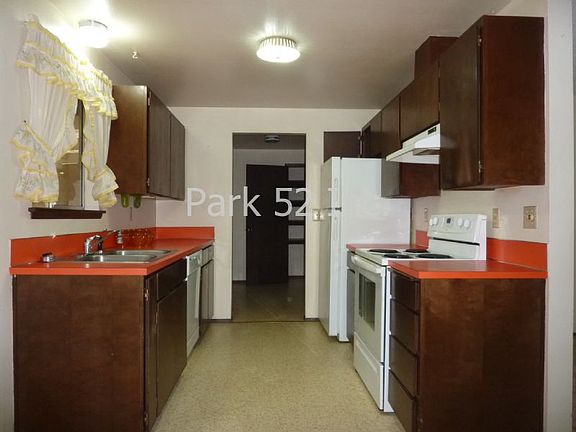 2nd image of 9018-9020 115th St E #Puy