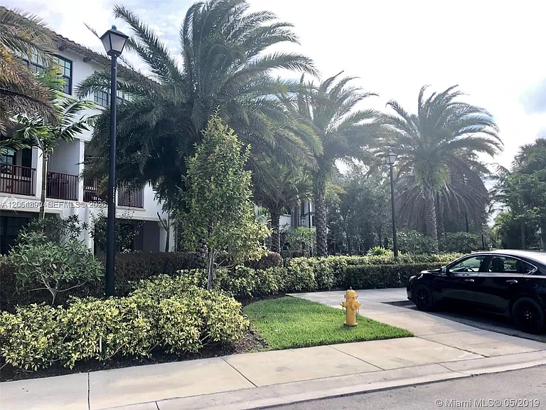1409 SW 113th Ave — Photo 18