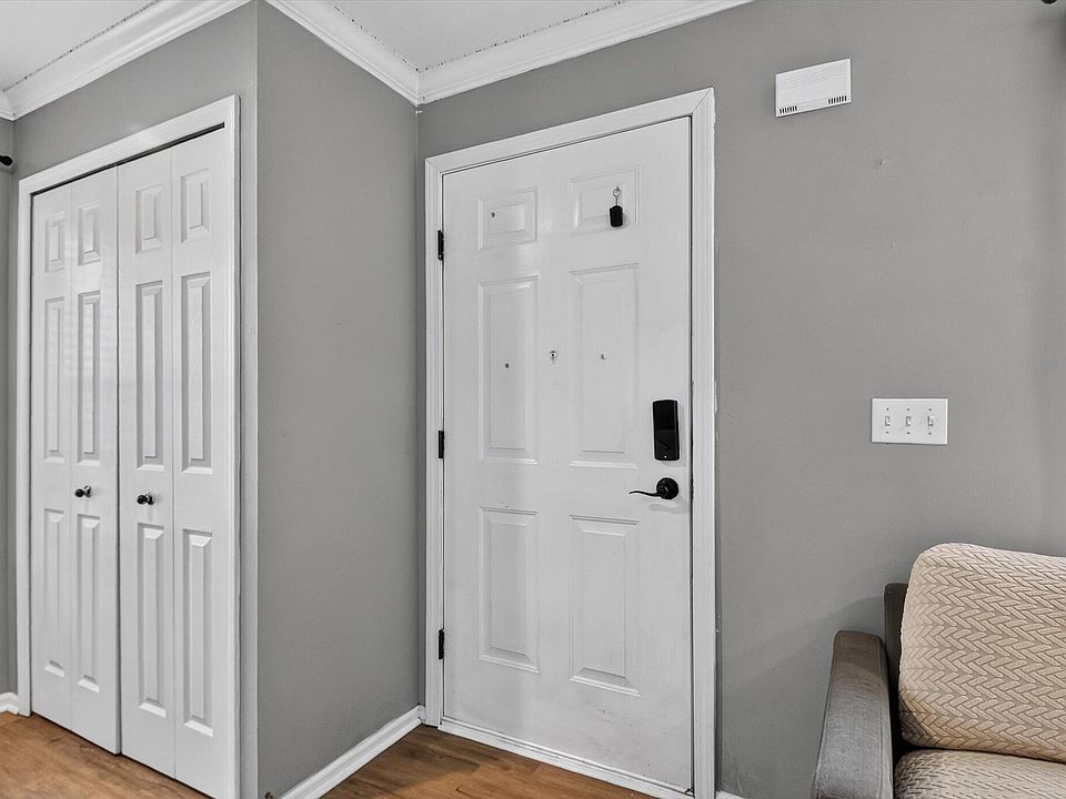 52133 Huntley Ave, photo 5