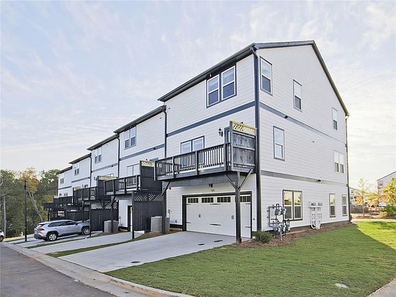 4th image of 720 Mulberry Walk