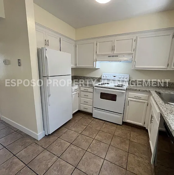 3318 E Sierra Madre Ave #C — Photo 11