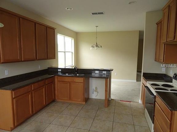 5th image of 125 Adoncia Way