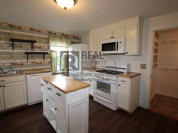 2nd image of 43 Summer St
