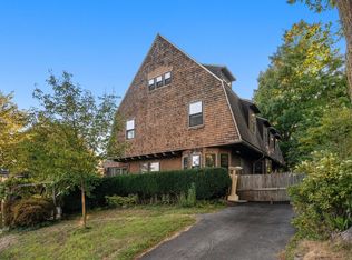 12 Alban St, Dorchester, MA 02124