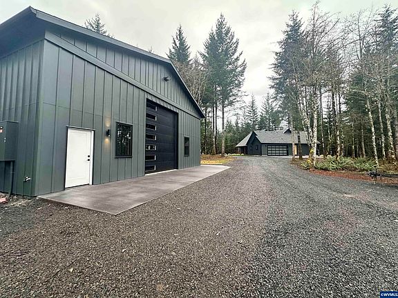 5th image of 19850 Winters Hill Rd