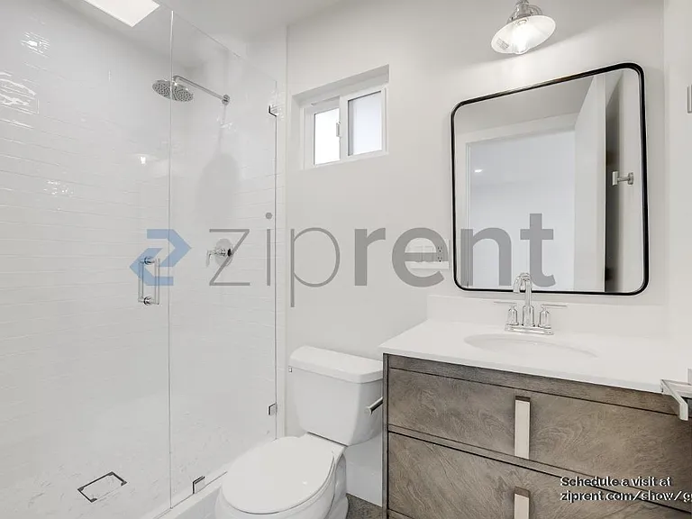 1815 San Andres St #B — Photo 10