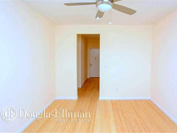 4th image of 40 Saint Nicholas Pl APT 6A