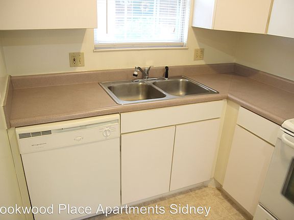 3rd image of 545 Stonecastle Ct