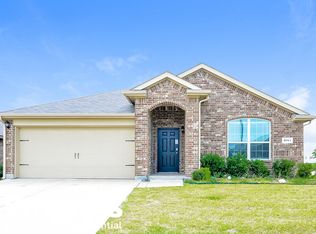 2084 Brisbon St, Royse City, TX 75189