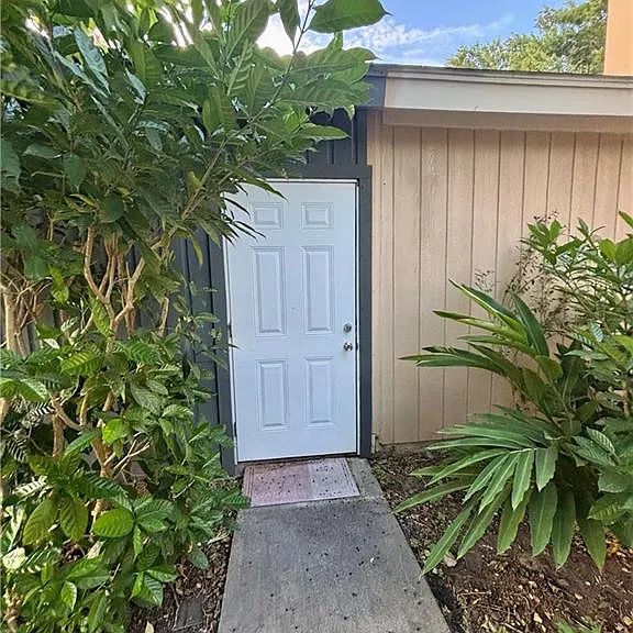 704 Continental Dr #2 — Photo 3