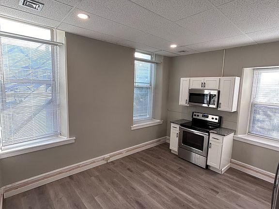 4th image of 209 Hellam St #3