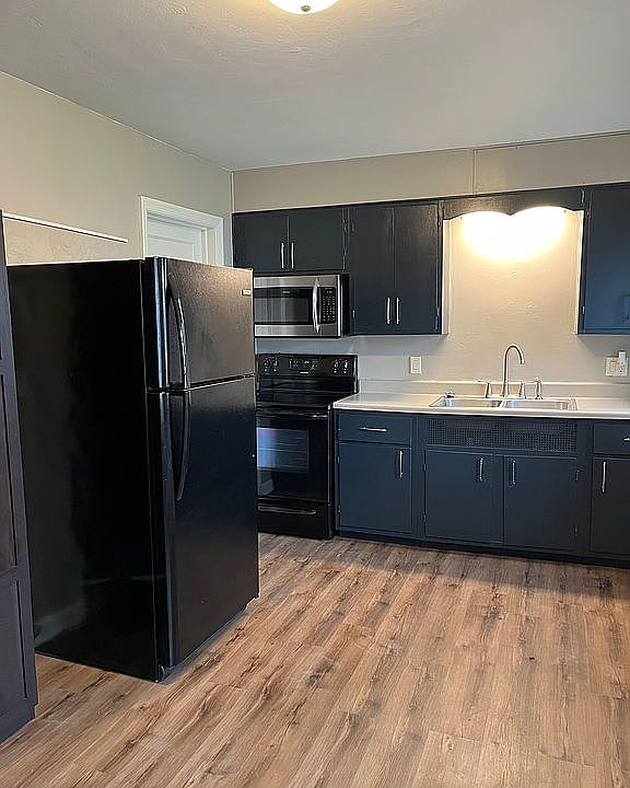 1st image of 734 Chestnut Ave #736