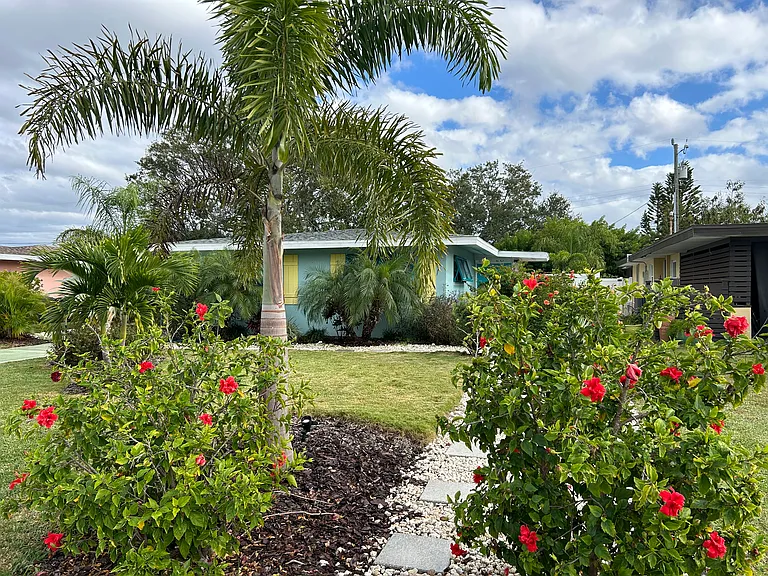 Tradewinds Dr — Photo 5