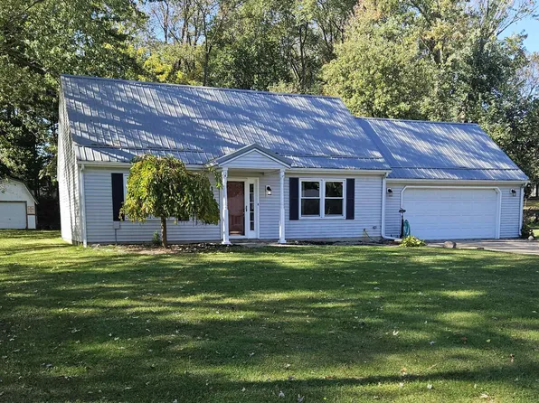 1318 Gable Dr, Warsaw, IN 46580