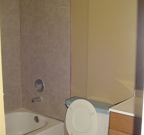 2nd image of 8149 Saint Andrew Ln APT C