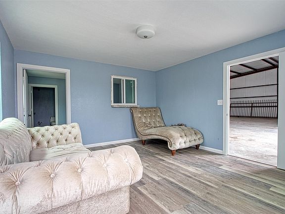 5th image of 13051 Pleasant Valley Dr #A
