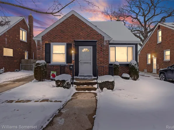 23221 Forest Ave, Oak Park, MI 48237
