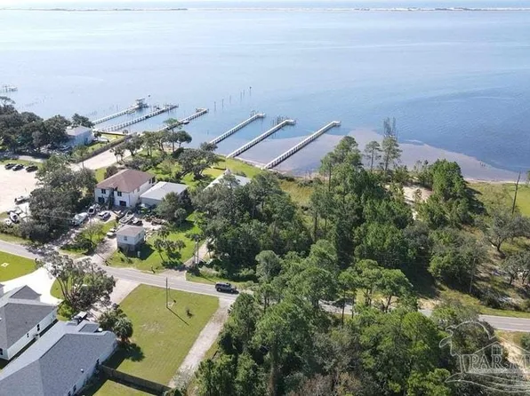 7 Soundside Dr, Gulf Breeze, FL 32563