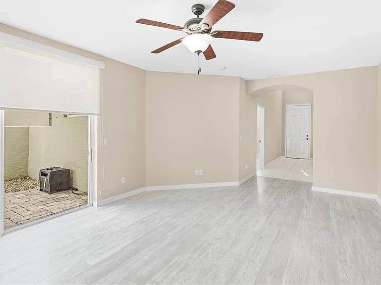 11639 Old Florida Ln — Photo 6