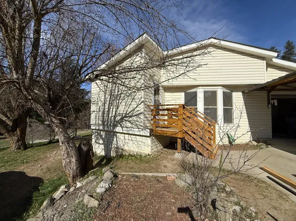 155 Saint Peters Creek Rd, Malo, WA 99150