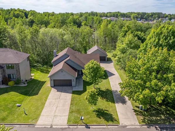 3037 Parkwood Ln, Duluth, MN 55811