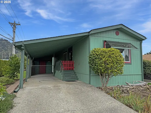 98042 W Benham Ln Space 1, Brookings, OR 97415