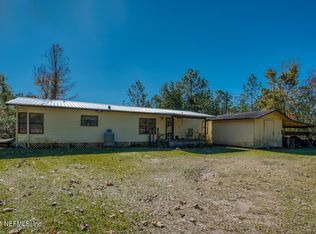101 Lisa Ann Trl, Palatka, FL 32177