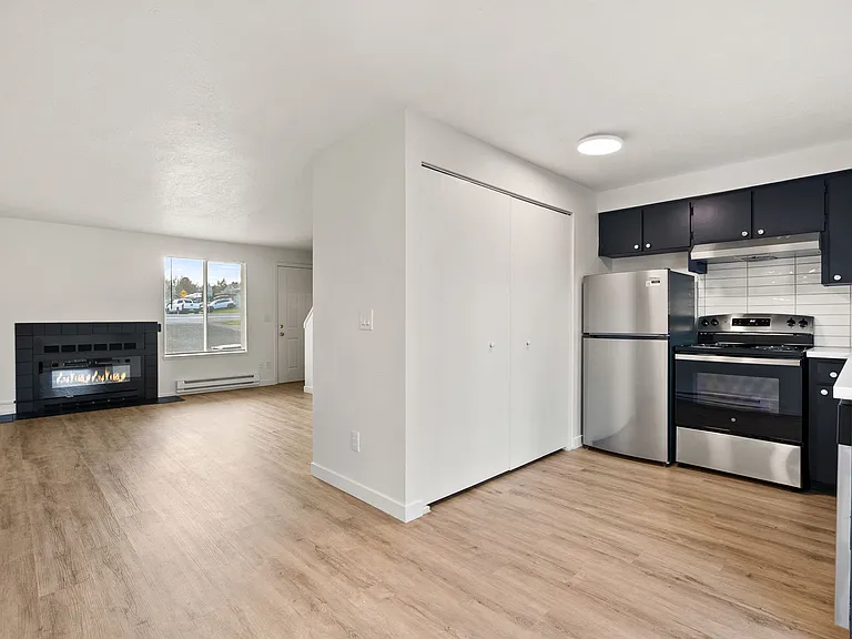 5427 NE Killingsworth St — Photo 6