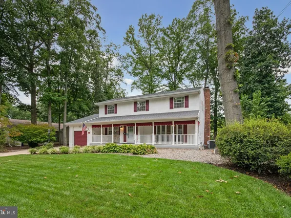 713 Barberry Dr, Cinnaminson, NJ 08077