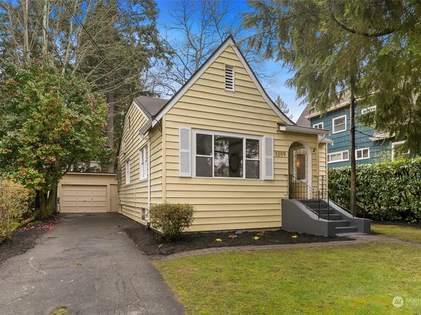 3209 NE 92nd Street, Seattle, WA 98115