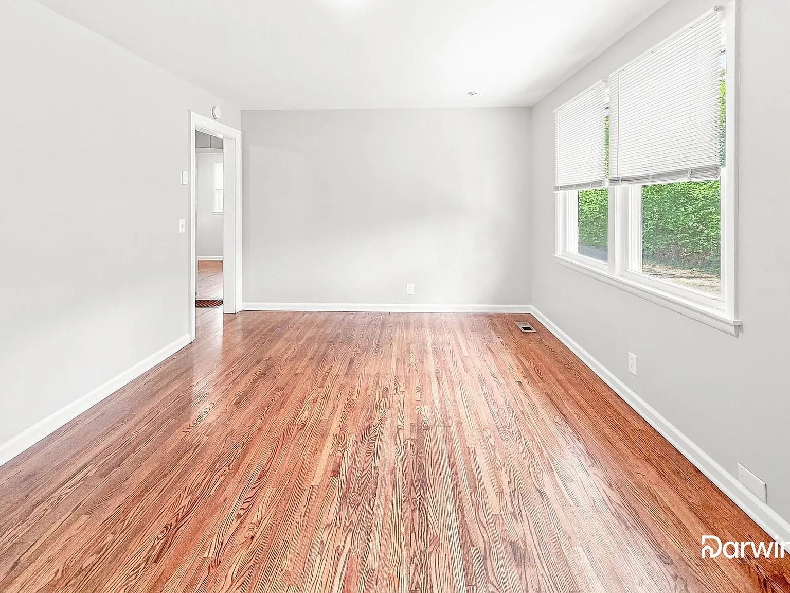 4 bed, 2.0 bath, 1500 sqft, $2,475 — Photo 4