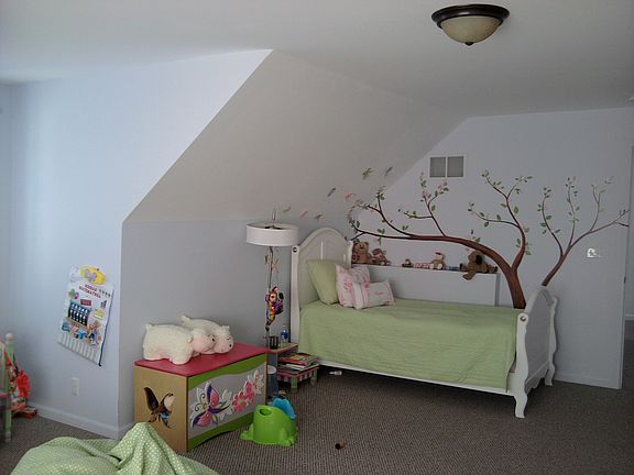4th image of 3436 Cummings Dr