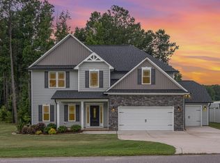 104 Buckhaven Ct, Holly Springs, NC 27540