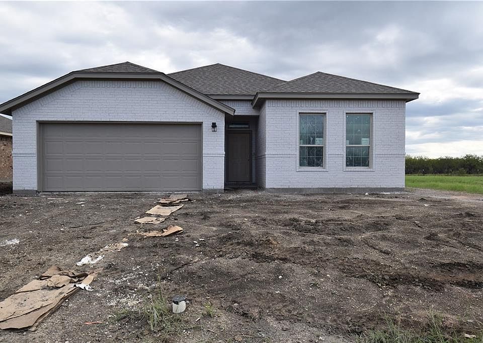 1st image of 412 Stoneridge Dr